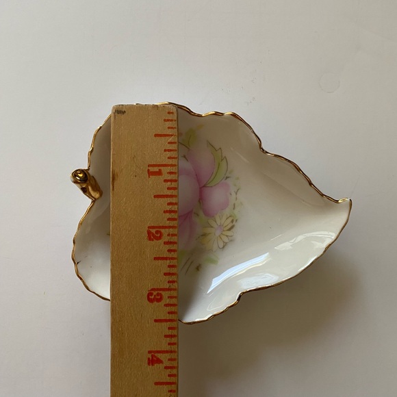 VTG Leaf Shaped Hand Painted Dish With Pink Flowers Gold Rim, small - Picture 6 of 8